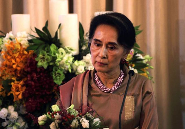 Birmanie: Aung San Suu Kyi condamnée à six ans de prison supplémentaires